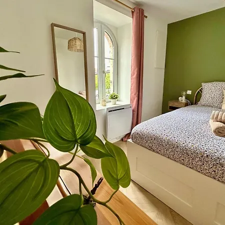 La Reine Du Faubourg Διαμέρισμα *